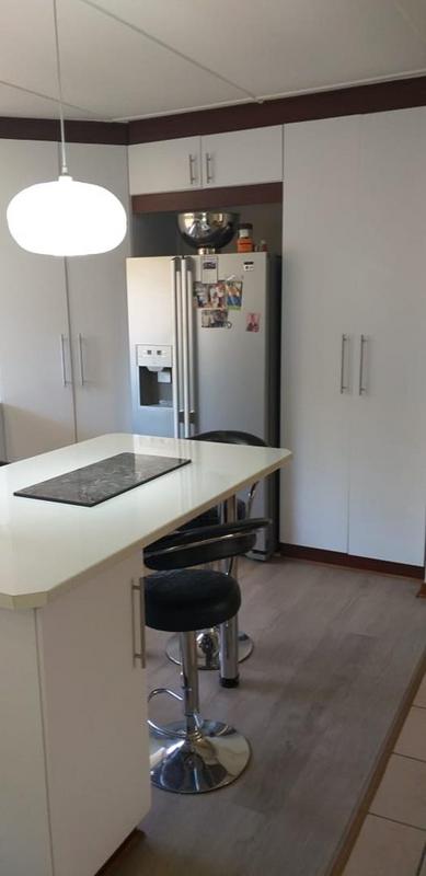 4 Bedroom Property for Sale in Pellissier Free State